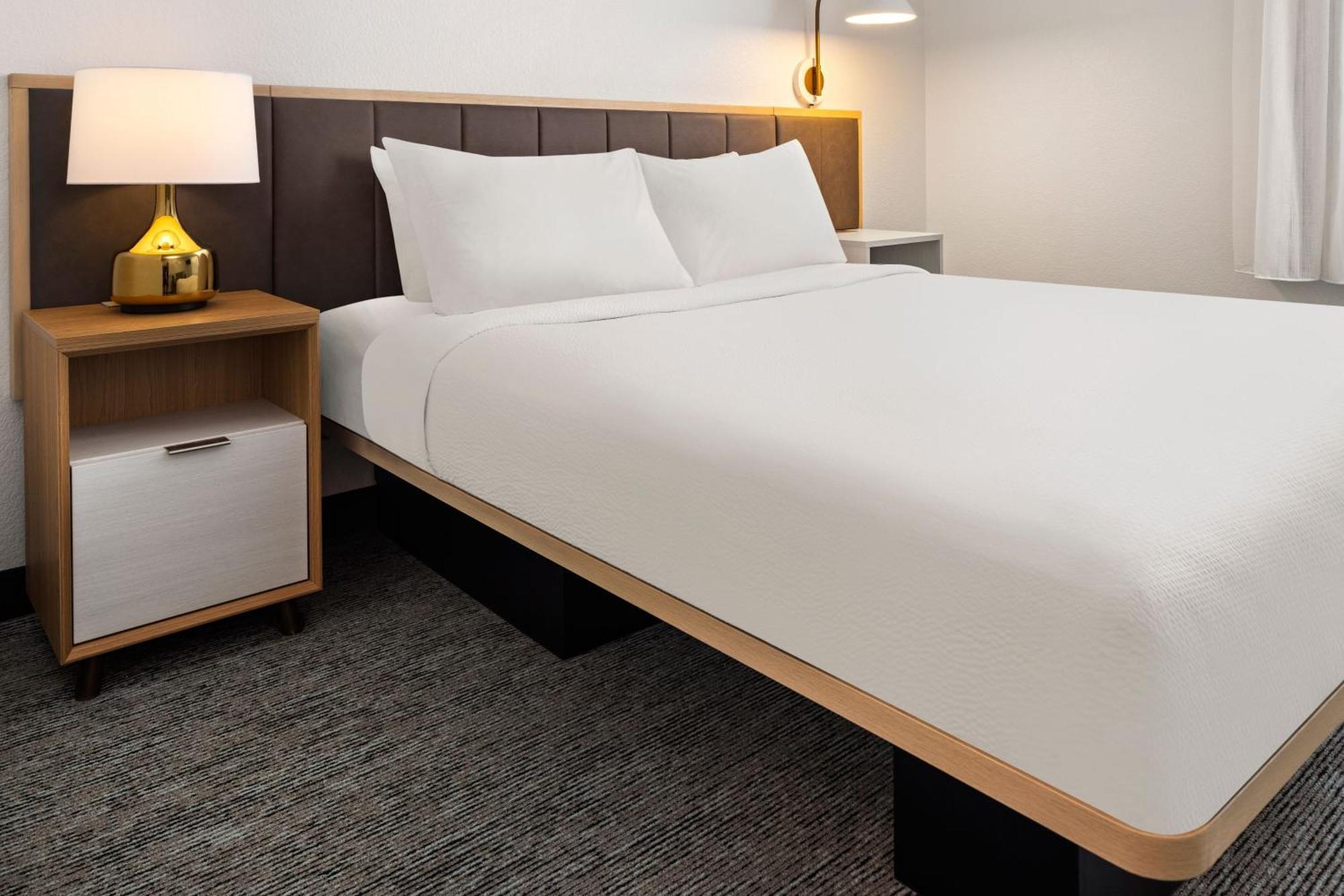 ทาวน์เพลซ สวีท ชิคาโก ลอมบาร์ด Hotel ภายนอก รูปภาพ